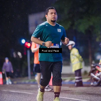 Runner Photo 7860365