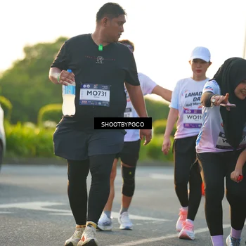 Runner Photo 7860367