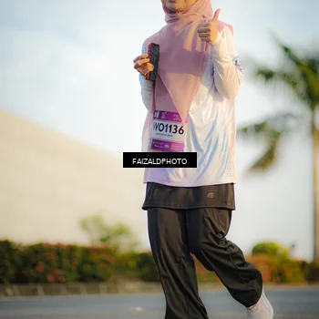 Runner Photo 7860372