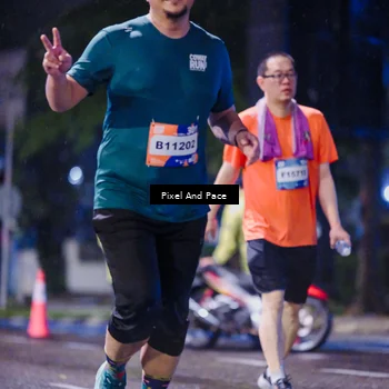Runner Photo 7860388