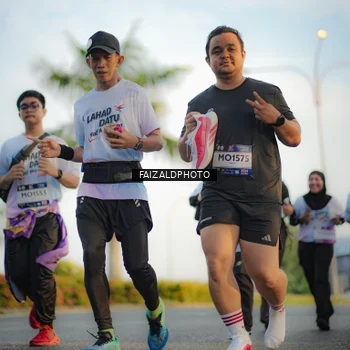 Runner Photo 7860402