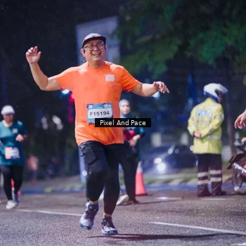 Runner Photo 7860407