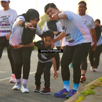Runner Photo 7860409