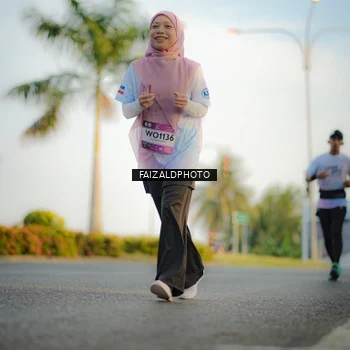 Runner Photo 7860426