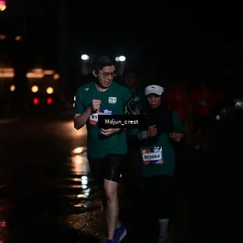 Runner Photo 7860436