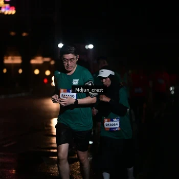 Runner Photo 7860451