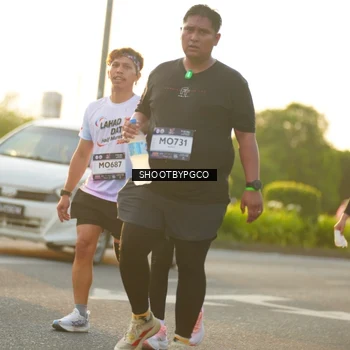 Runner Photo 7860468
