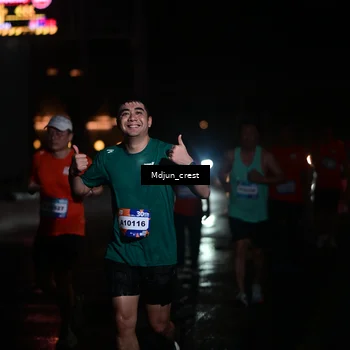 Runner Photo 7860477