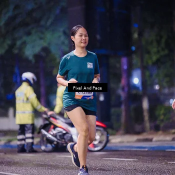 Runner Photo 7860478