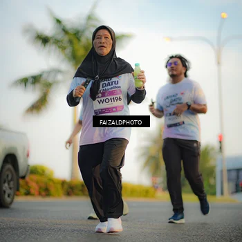 Runner Photo 7860491