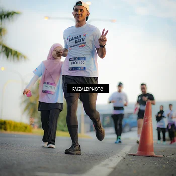 Runner Photo 7860493