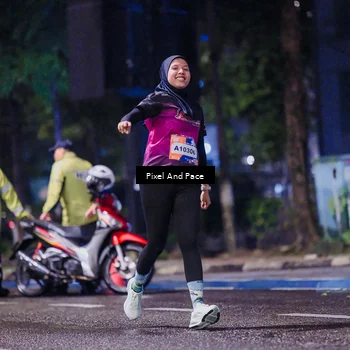 Runner Photo 7860501