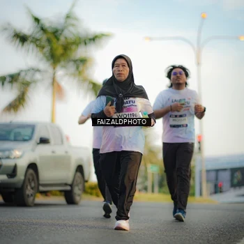 Runner Photo 7860510