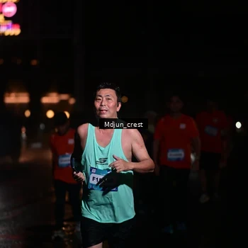 Runner Photo 7860512