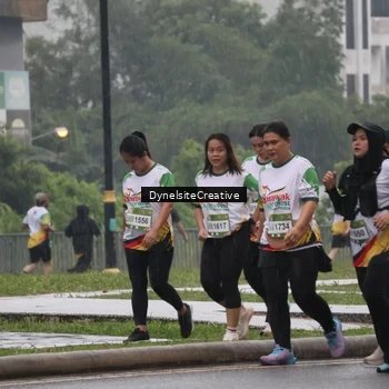 Runner Photo 7860515