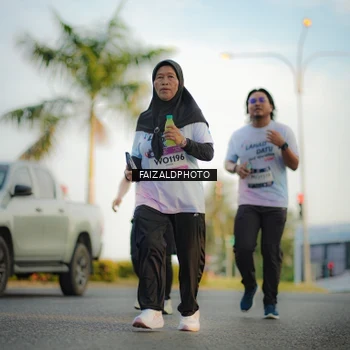 Runner Photo 7860529