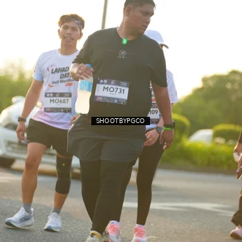 Runner Photo 7860547