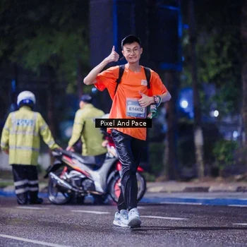 Runner Photo 7860548