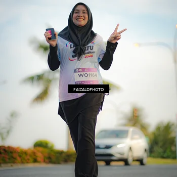 Runner Photo 7860556