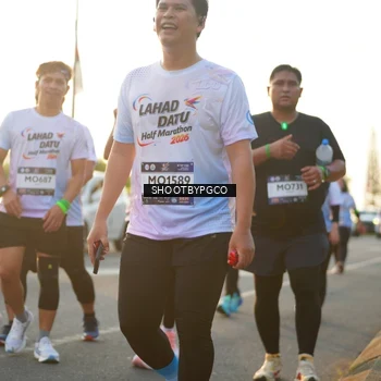 Runner Photo 7860561