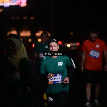 Runner Photo 7860563
