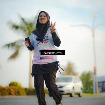 Runner Photo 7860565