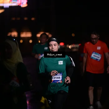 Runner Photo 7860567
