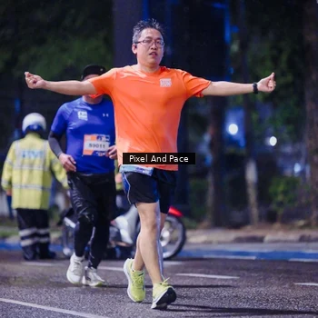 Runner Photo 7860570