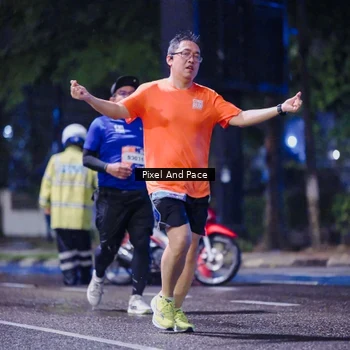 Runner Photo 7860571