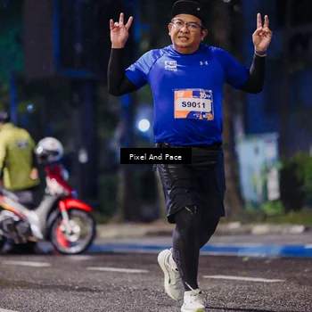 Runner Photo 7860579