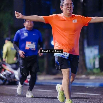 Runner Photo 7860583