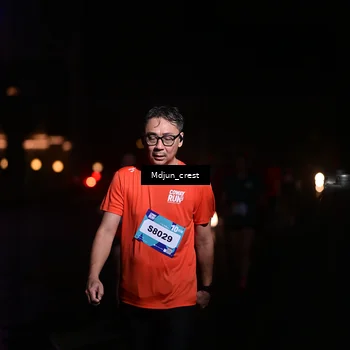 Runner Photo 7860593