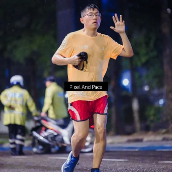 Runner Photo 7860641