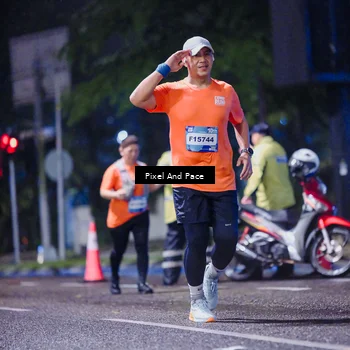 Runner Photo 7860659