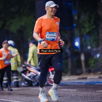 Runner Photo 7860666