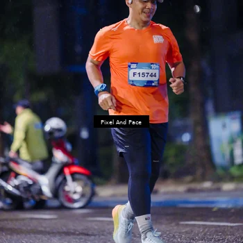 Runner Photo 7860672