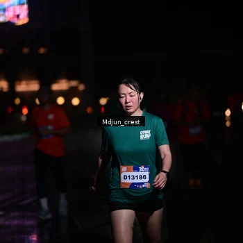 Runner Photo 7860676