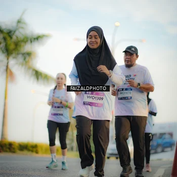 Runner Photo 7860691
