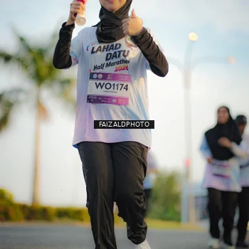 Runner Photo 7860707
