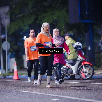 Runner Photo 7860709