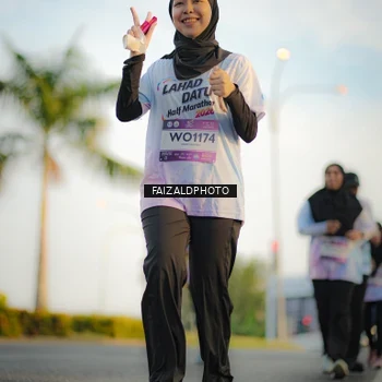Runner Photo 7860724