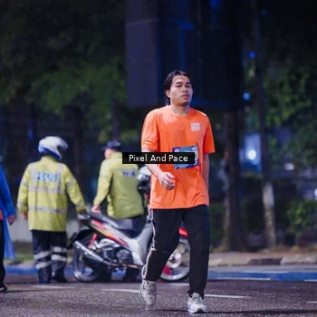Runner Photo 7860727