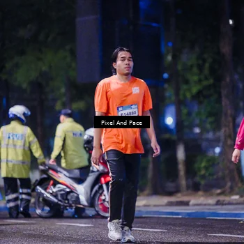 Runner Photo 7860728