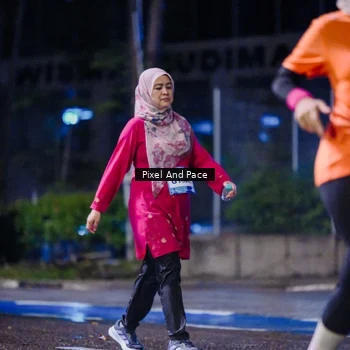 Runner Photo 7860732