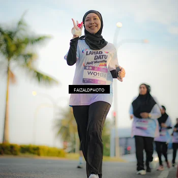 Runner Photo 7860739
