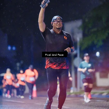 Runner Photo 7860747
