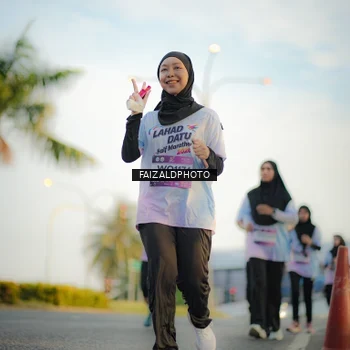 Runner Photo 7860750