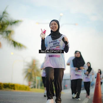Runner Photo 7860771
