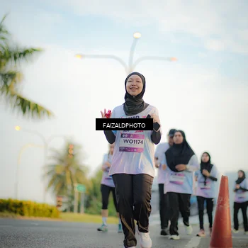 Runner Photo 7860785