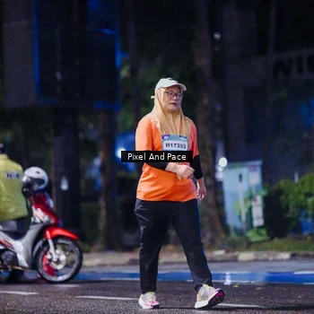 Runner Photo 7860798